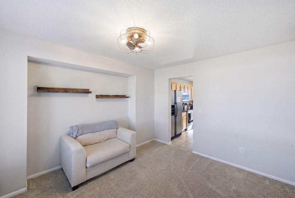 Listing Photo: 1935 SE Prairie Creek Dr, Waukee, IA 50263-6